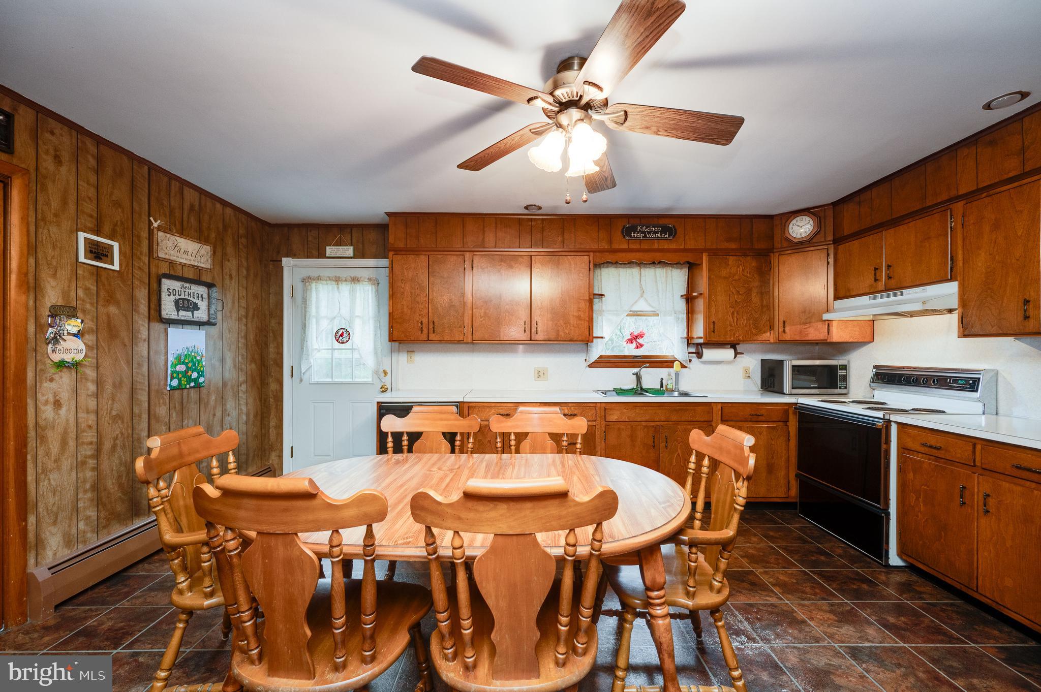 585 Wade Road St. Clair, PA 17970 - Photo 11 of 43