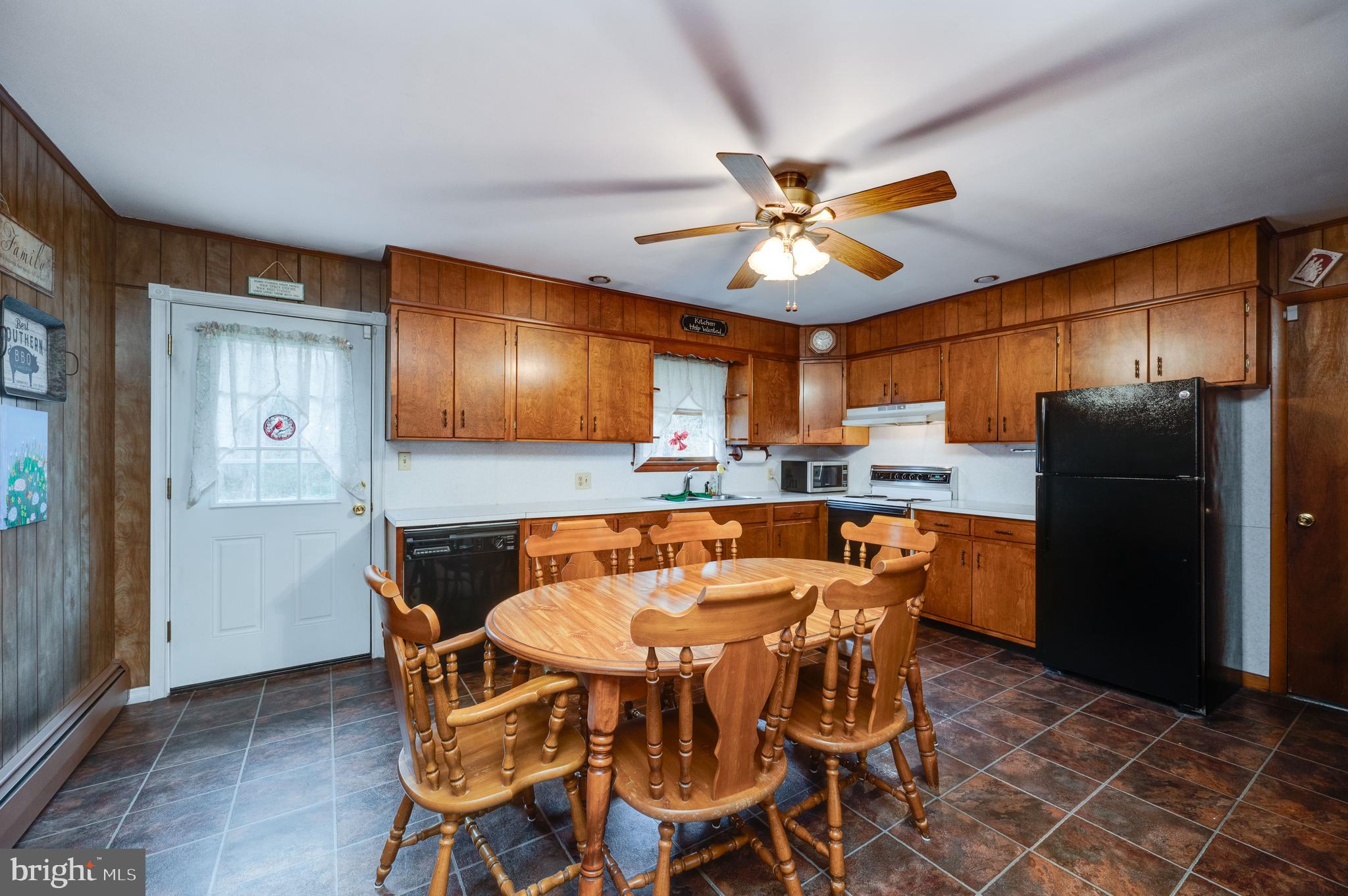 585 Wade Road St. Clair, PA 17970 - Photo 10 of 43