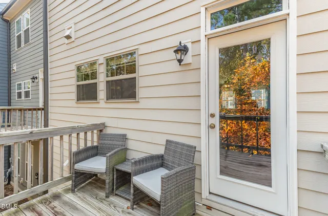 a view of entryway with stairs