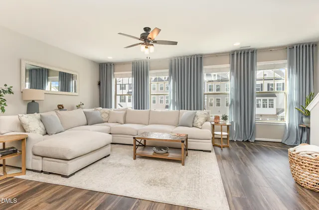 a picture of a bench in front of a wall