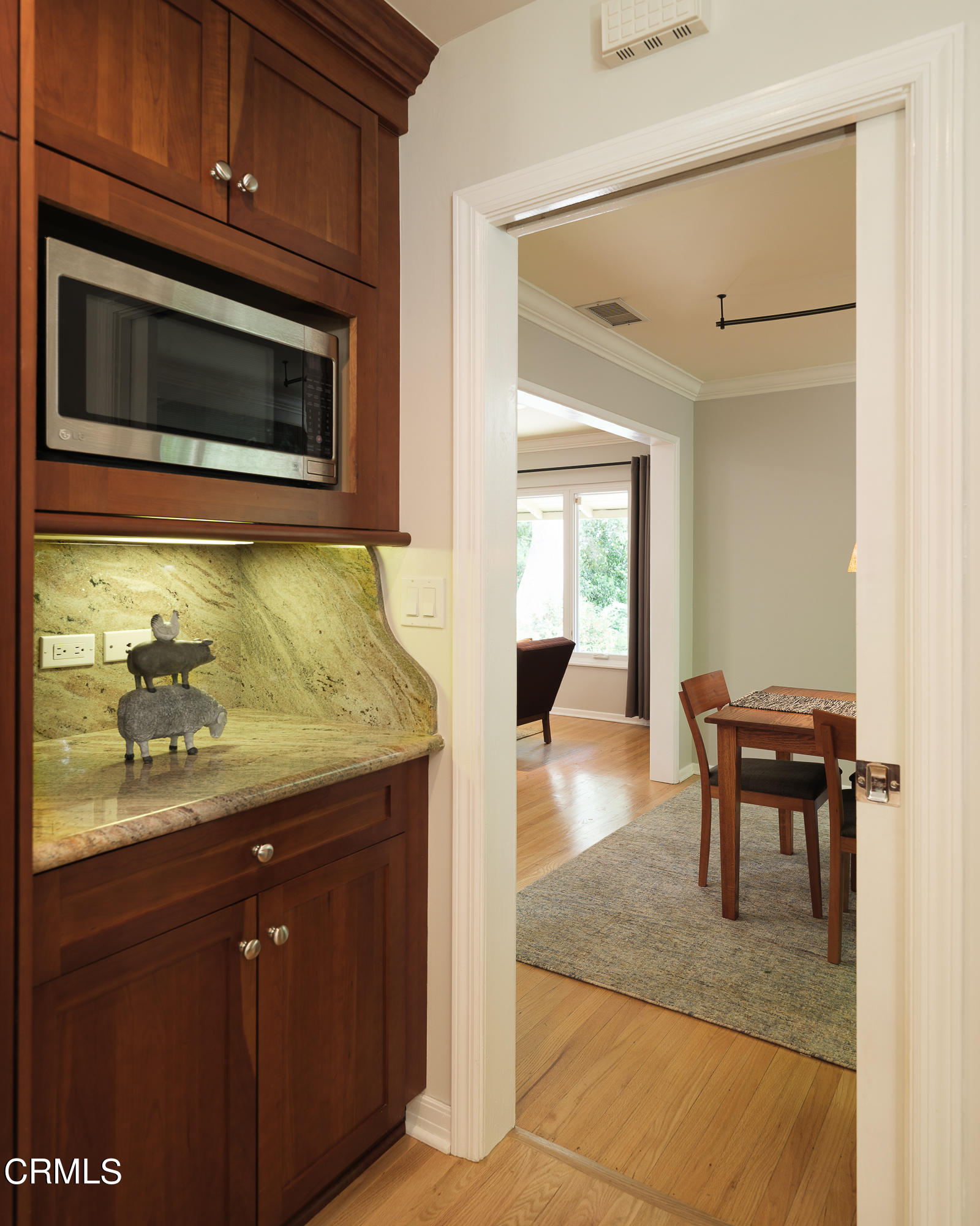 1531 Braeburn Road Altadena, CA 91001 - Photo 17 of 75 NPW_1531Braeburn_016_FLEXMLS