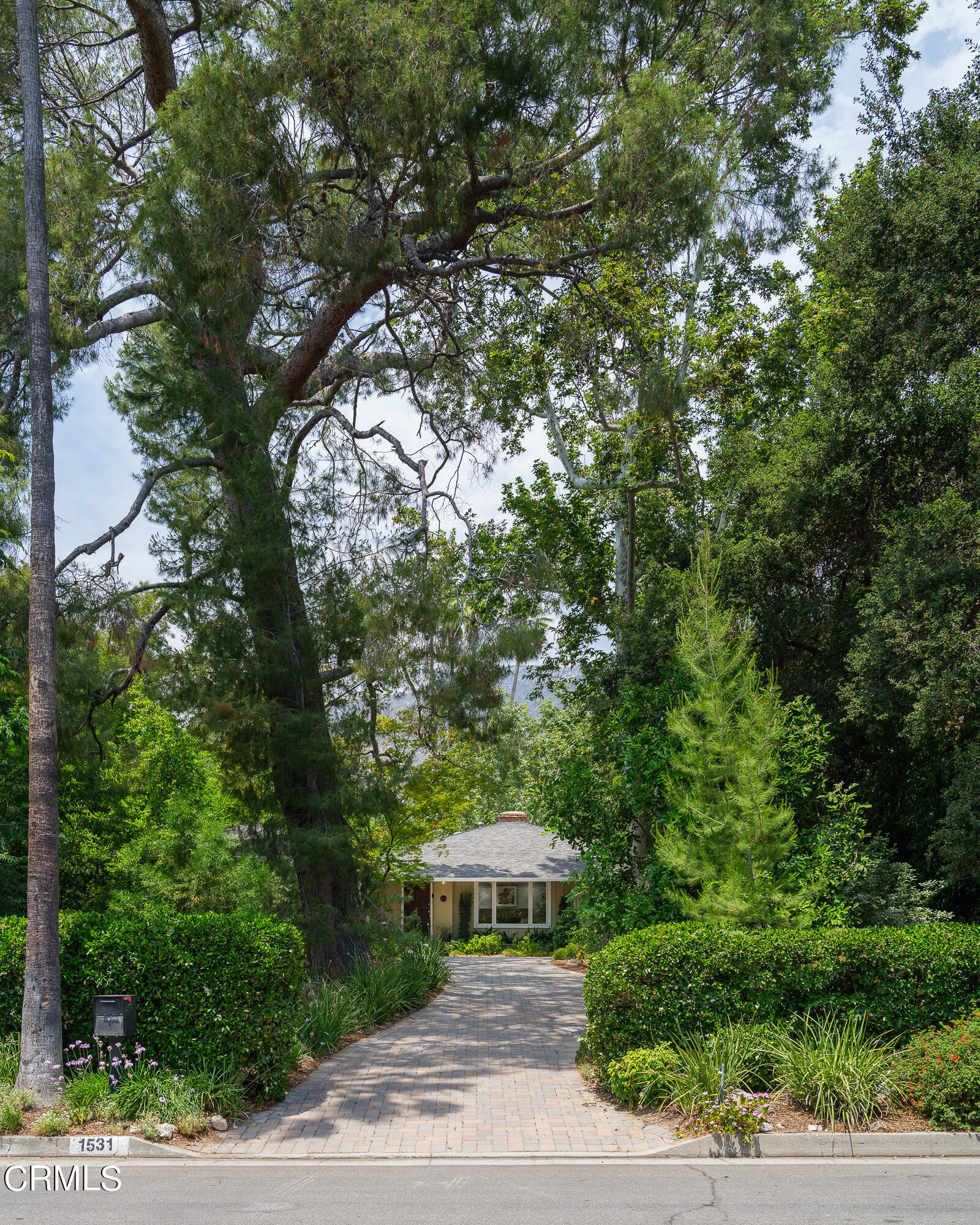 1531 Braeburn Road Altadena, CA 91001 - Photo 4 of 75 NPW_1531Braeburn_002_FLEXMLS