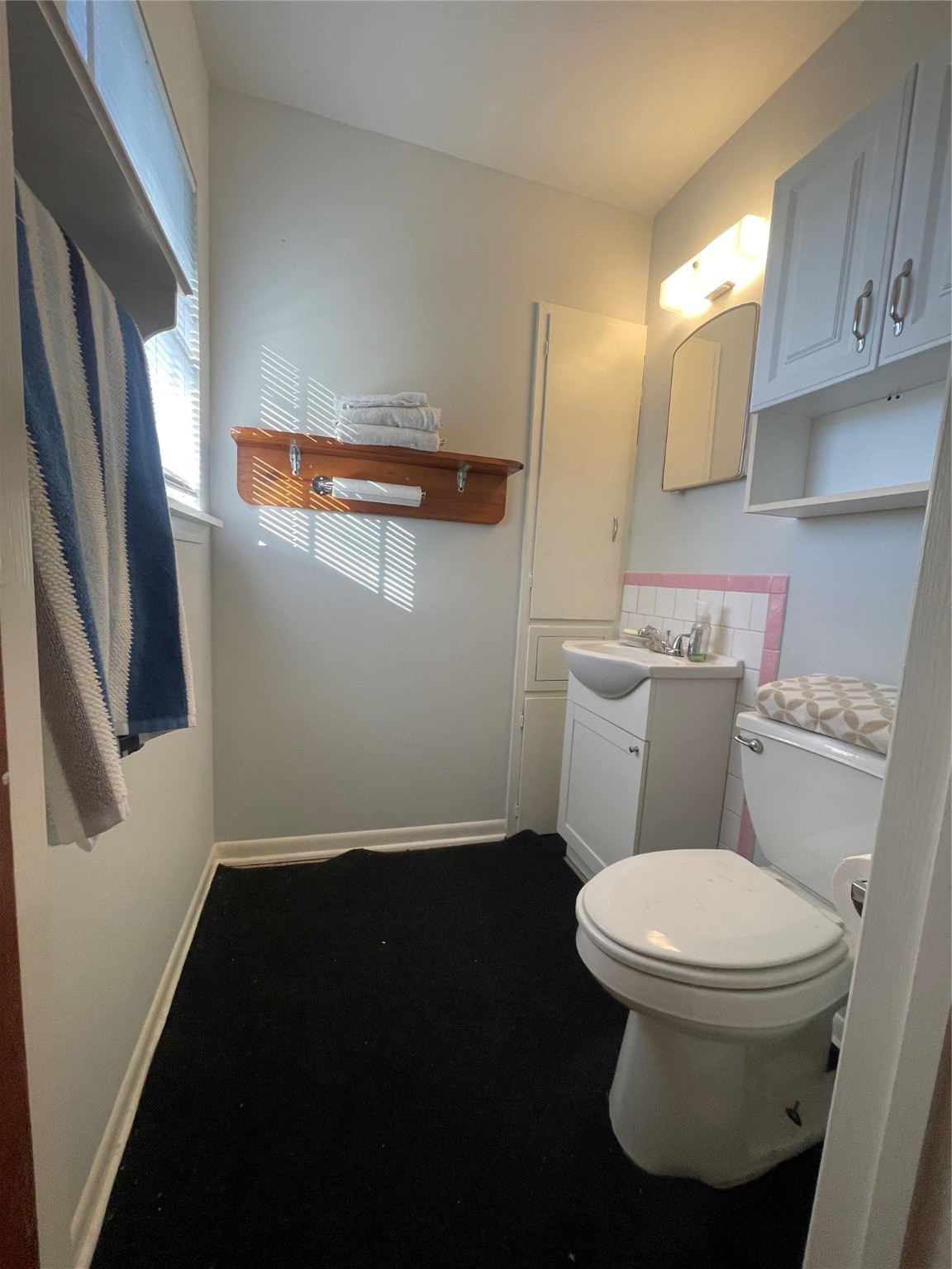 490 Cemetery Road Coldspring, TX 77331 - Photo 18 of 25 Half bath off of Primary