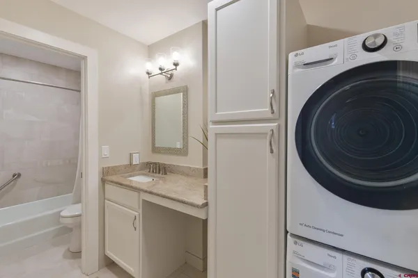 $279,000 | 961 Lakeside Drive, Unit 303 BUILDING A, Grand Junction, CO 81506