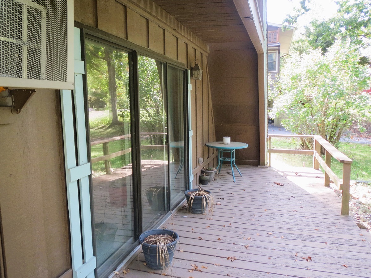 110 Hickory Lane Dixon, IL 61021 - Photo 17 of 24 a house view with a outdoor space