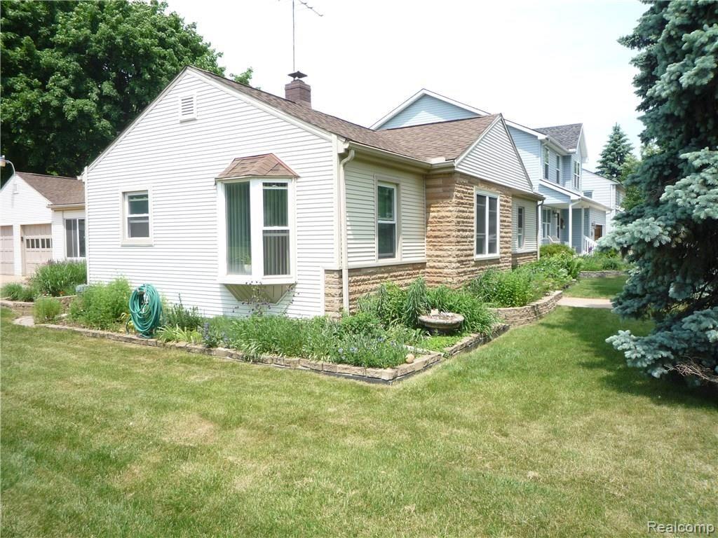 3098 York Road Rochester, MI 48309 - Photo 5 of 91 P1070979.JPG