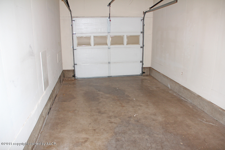 5127 Crockett Street Amarillo, TX 79110 - Photo 16 of 25 a view of a small space