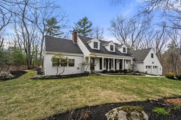 $1,450,000 | 5 Whitney Street, Sherborn, MA 01770