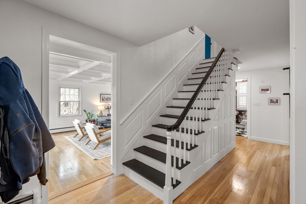 5 Whitney Street Sherborn, MA 01770 - Photo 16 of 41