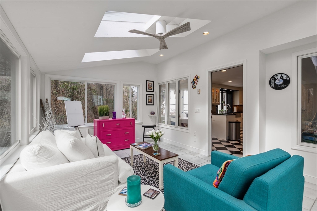 5 Whitney Street Sherborn, MA 01770 - Photo 9 of 41