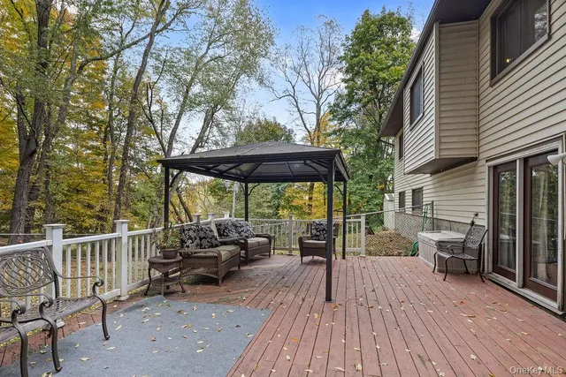 a outdoor view with a sitting space