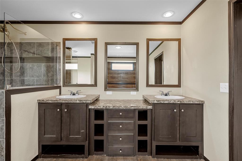177 Lillie Valley Road Waco, TX 76705 - Photo 12 of 20