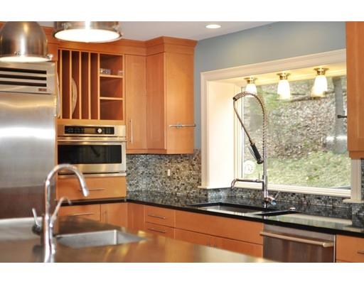 91 Outlook Drive Lexington, MA 02421 - Photo 5 of 30