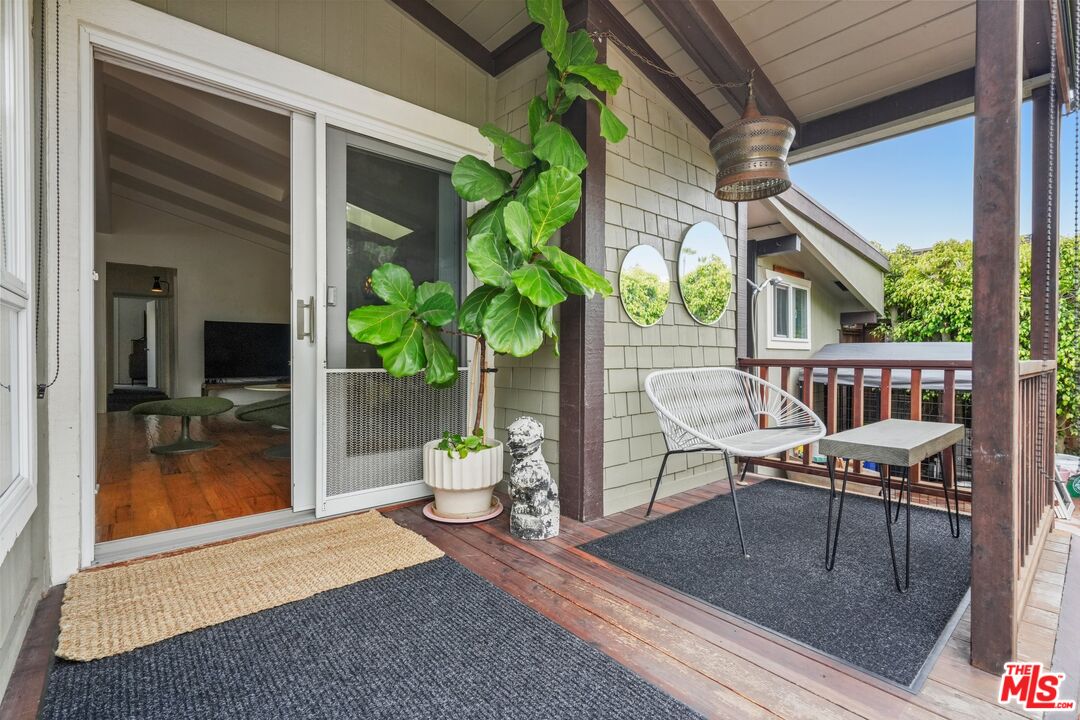 29500 Heathercliff Road, Unit 69 Malibu, CA 90265 - Photo 6 of 39