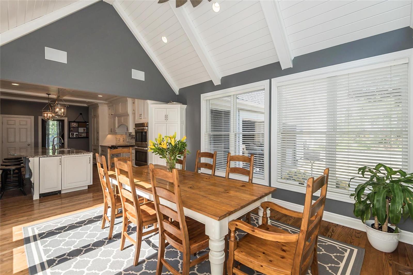 2056 Hunters Field Road St. Louis, MO 63122 - Photo 11 of 40 Gallery Image 11