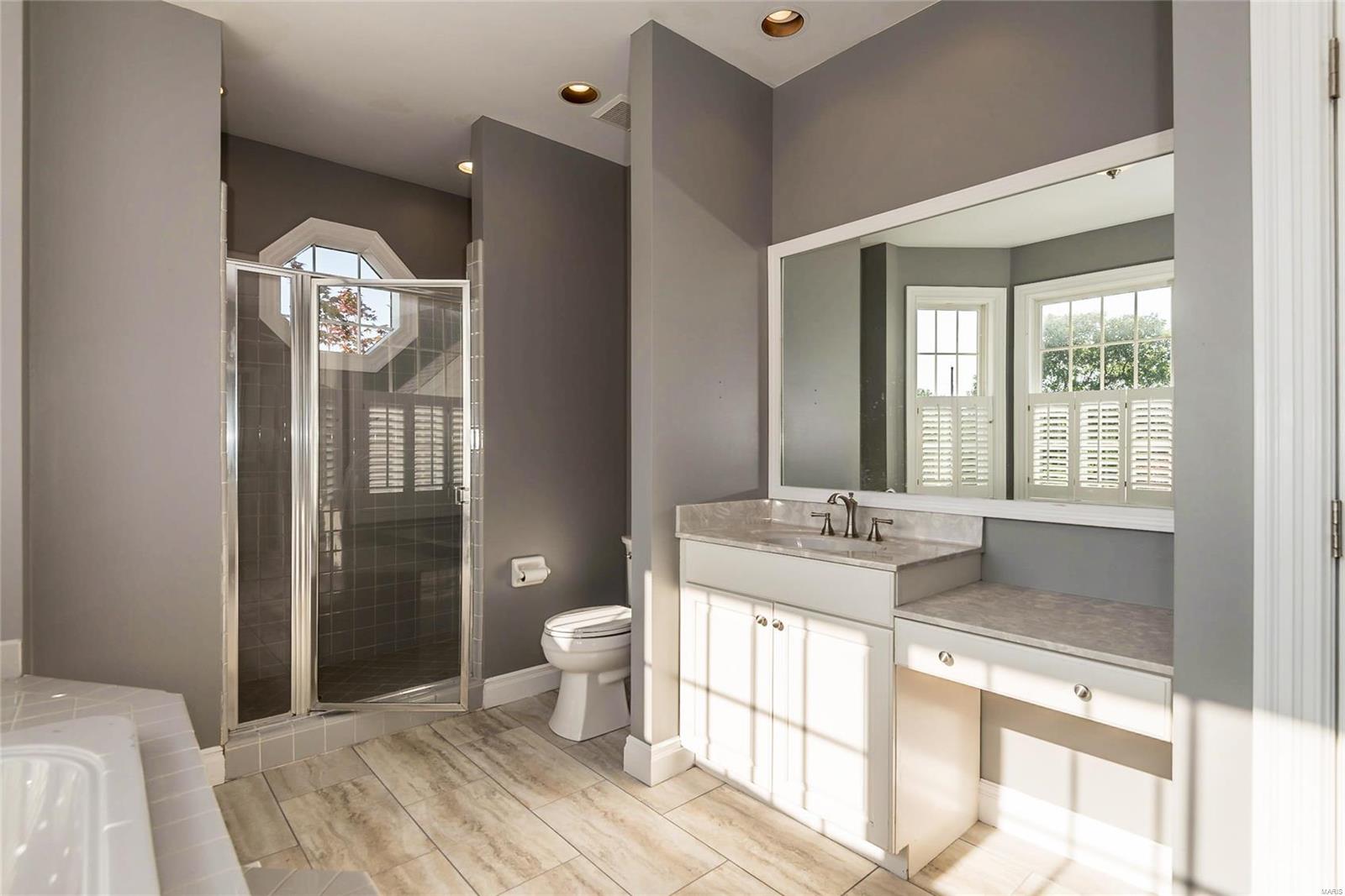 2056 Hunters Field Road St. Louis, MO 63122 - Photo 21 of 40 Gallery Image 21