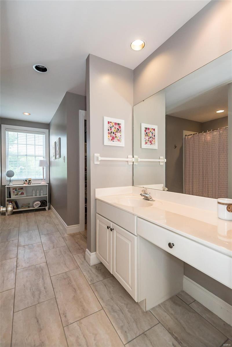 2056 Hunters Field Road St. Louis, MO 63122 - Photo 35 of 40 Gallery Image 35
