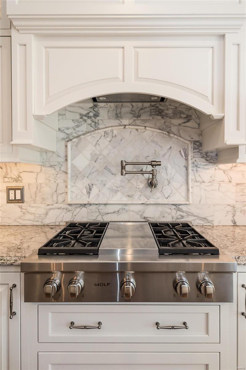 2056 Hunters Field Road St. Louis, MO 63122 - Photo 10 of 40 Gallery Image 10