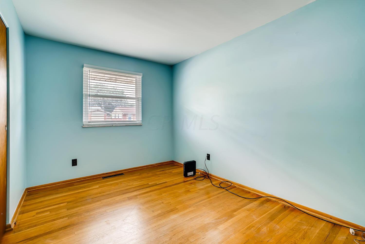 1455 Fullen Road Columbus, OH 43229 - Photo 17 of 27 Gallery Image 17