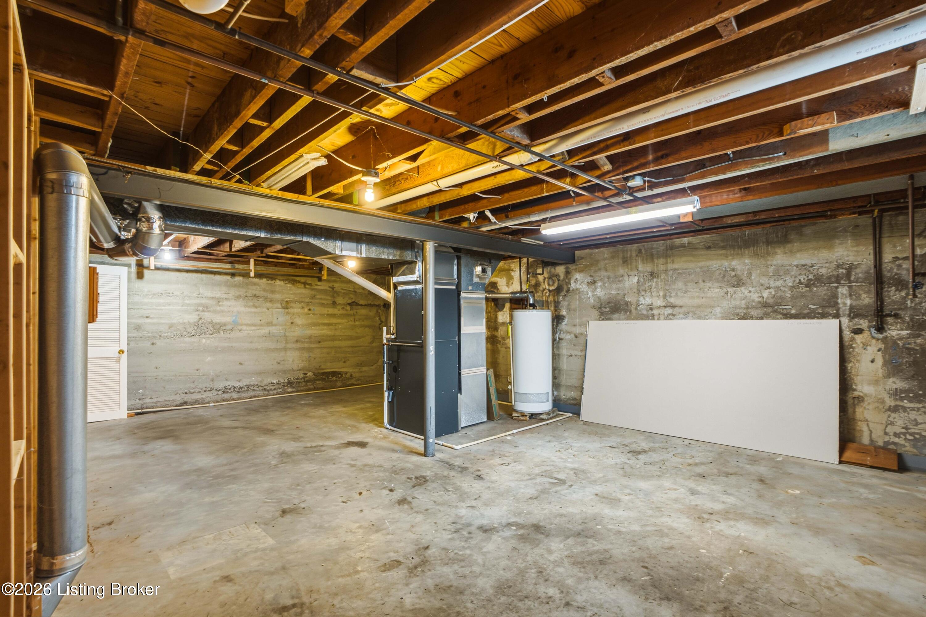 8811 Waltlee Road Louisville, KY 40291 - Photo 34 of 42 34-Garage-Interior