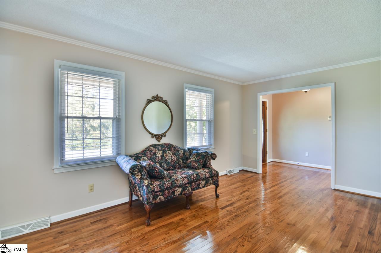 276 Pharr Road Fountain Inn, SC 29644 - Photo 6 of 35 Gallery Image 6