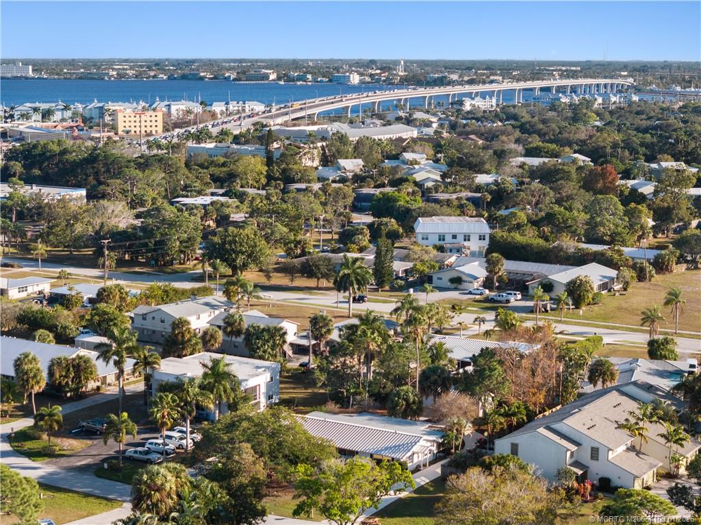 900 Northwest 11th Terrace Stuart, FL 34994 - Photo 27 of 31