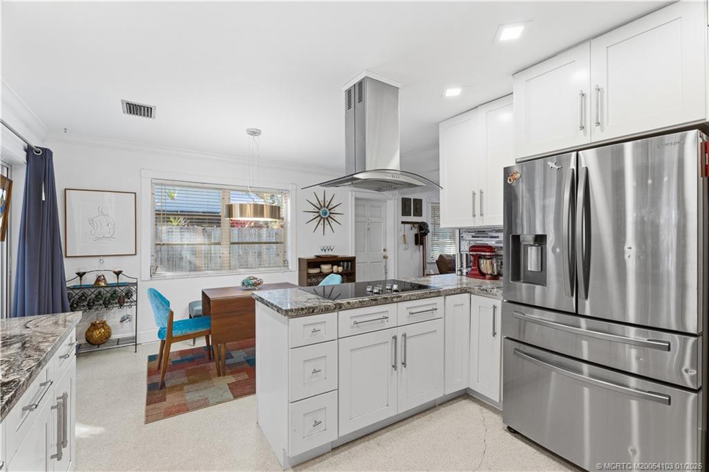 900 Northwest 11th Terrace Stuart, FL 34994 - Photo 3 of 31