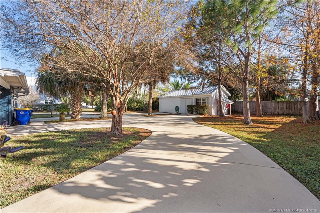 900 Northwest 11th Terrace Stuart, FL 34994 - Photo 6 of 31