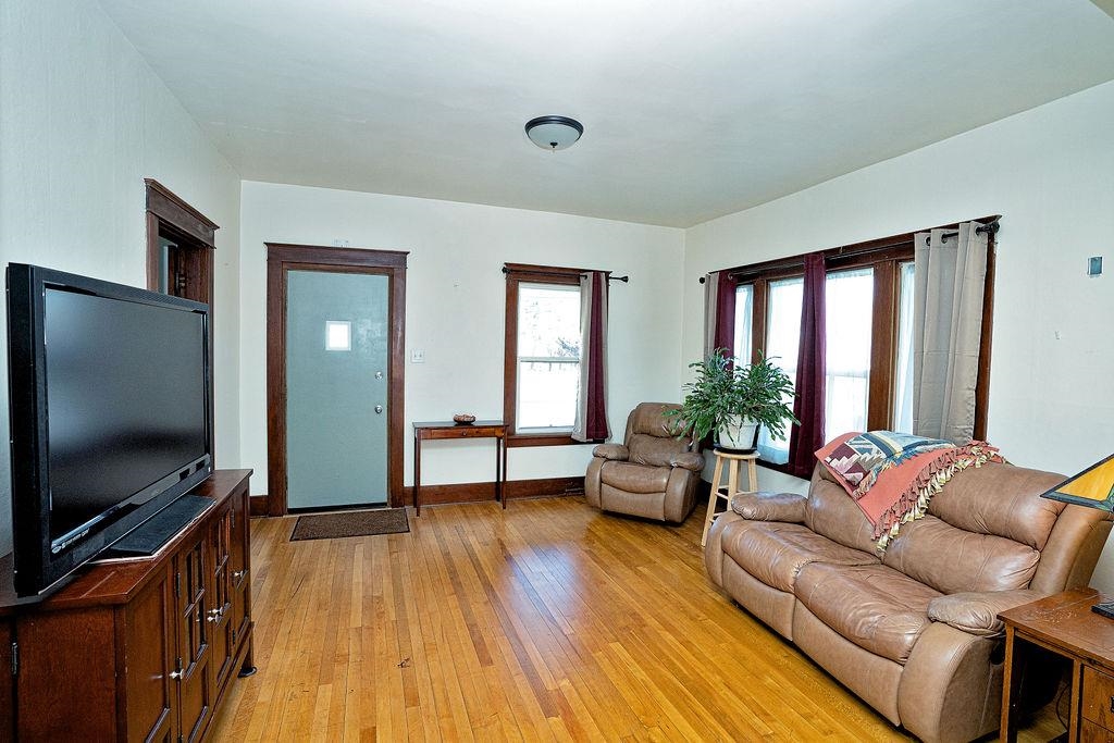 303 West 3rd Street Sprague, WA 99032 - Photo 8 of 44 Gallery Image 8
