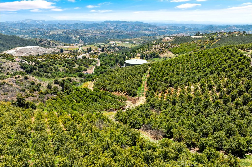 27 Vía Escalon Temecula, CA 92590 - Photo 5 of 17 a view of a city with an outdoor space