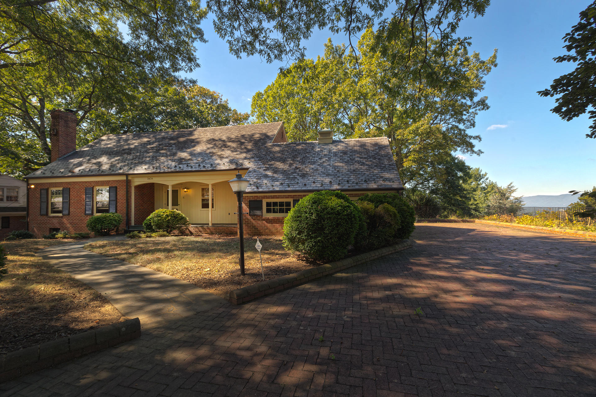 3434 West Ridge Circle Southwest Roanoke, VA 24014 - Photo 3 of 37 a view of a house with backyard and a tree
