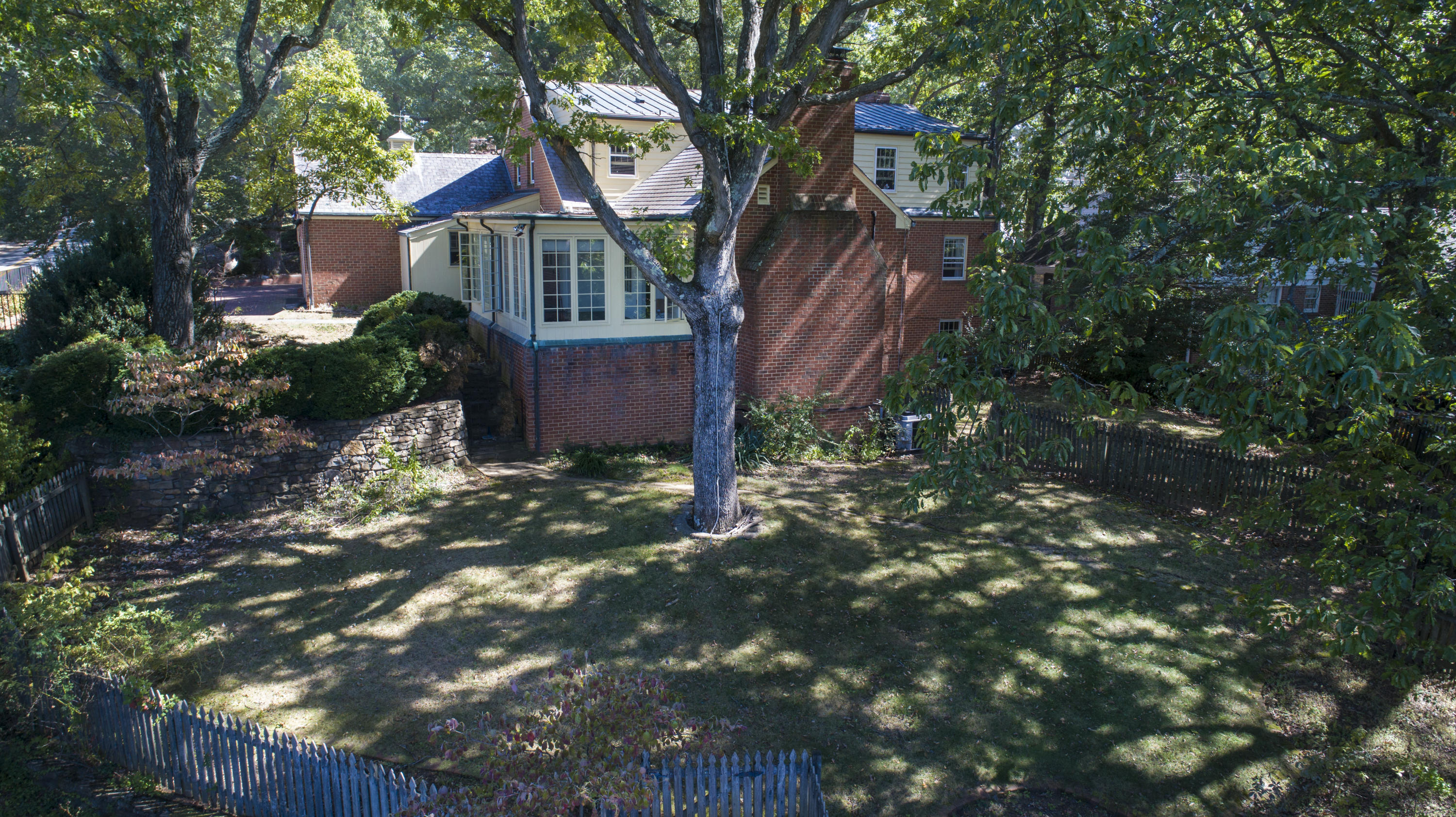 3434 West Ridge Circle Southwest Roanoke, VA 24014 - Photo 34 of 37 a front view of a house with a yard