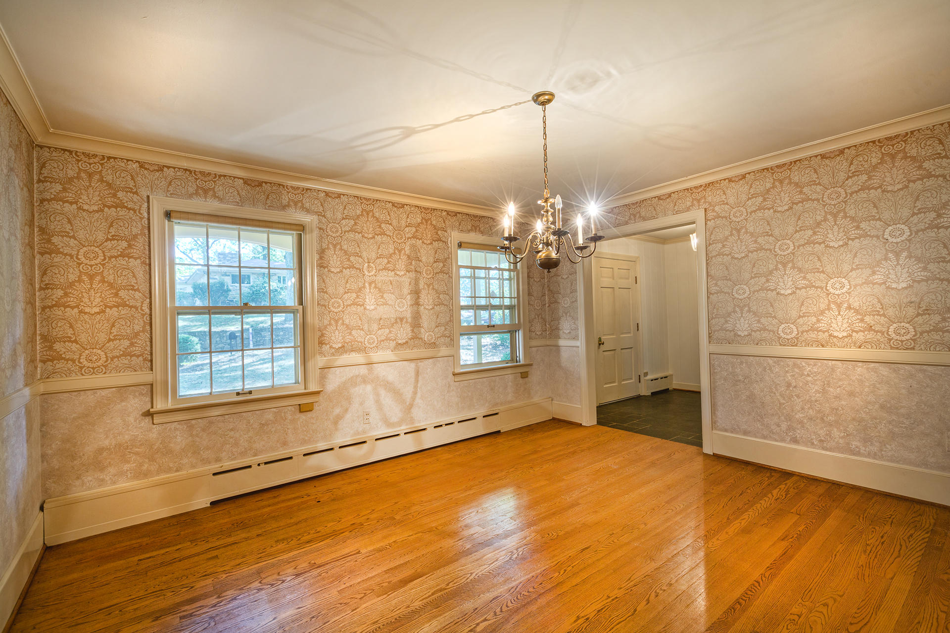 3434 West Ridge Circle Southwest Roanoke, VA 24014 - Photo 10 of 37 a view of an empty room with a window