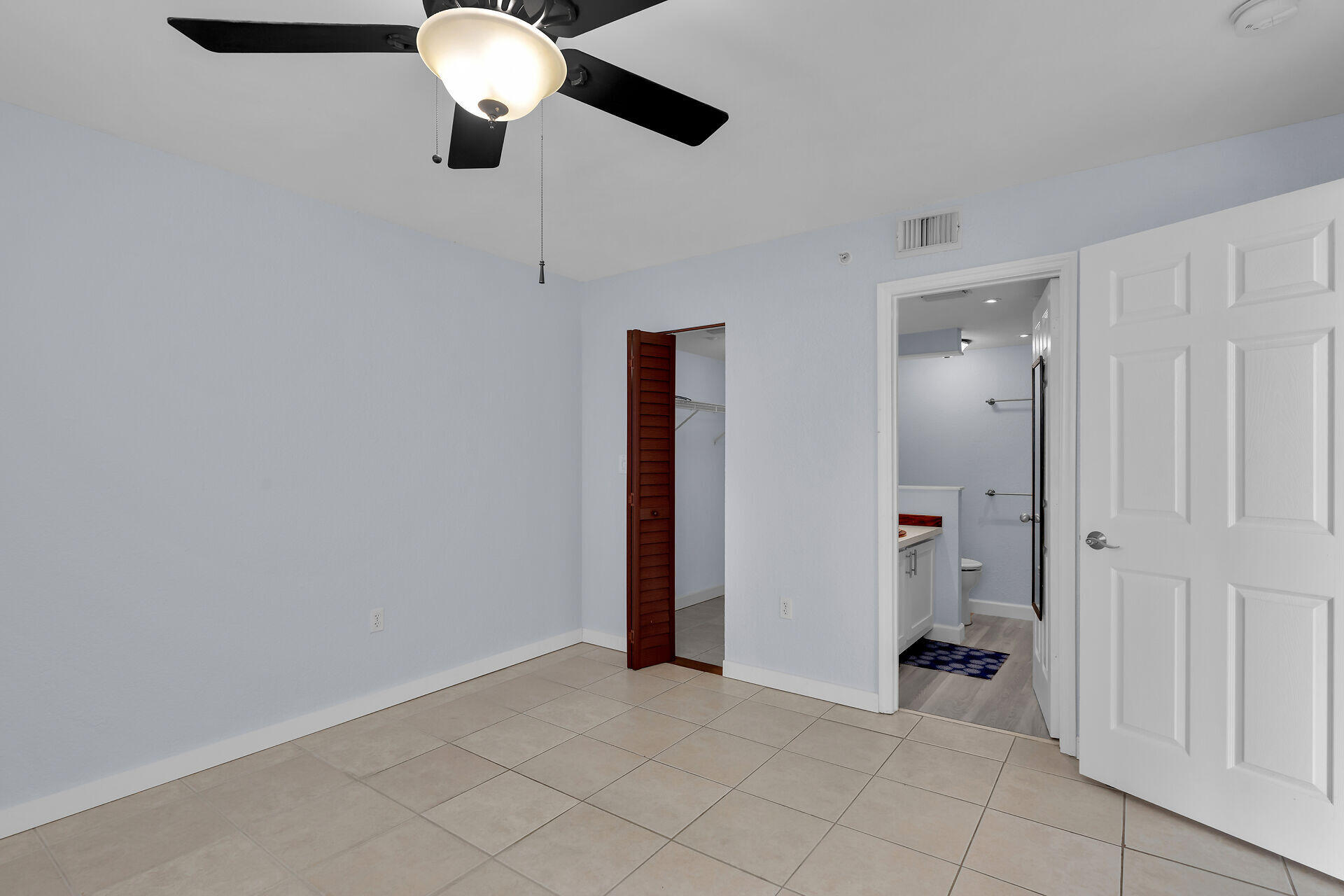 3635 Seaside Drive, Unit 206 Key West, FL 33040 - Photo 14 of 30 a view of an empty room