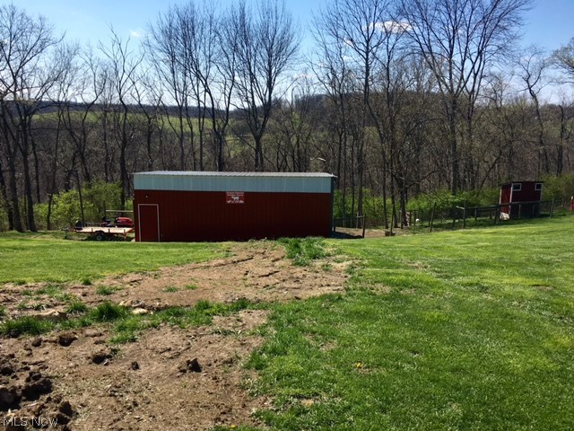236-240 Reeves Drive Wellsburg, WV 26070 - Photo 5 of 20 Gallery Image 5