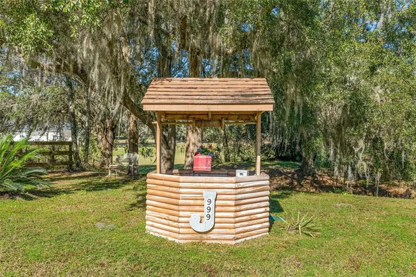 $525,000 | 999 Northeast 120th Place, Anthony, FL 32617