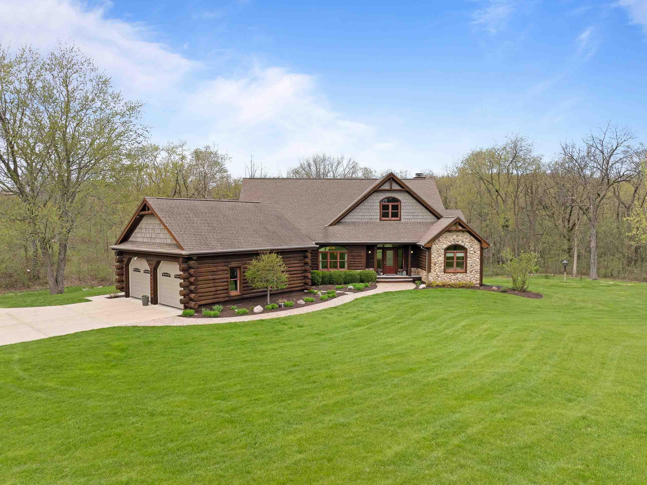 W7990 County Road A-12