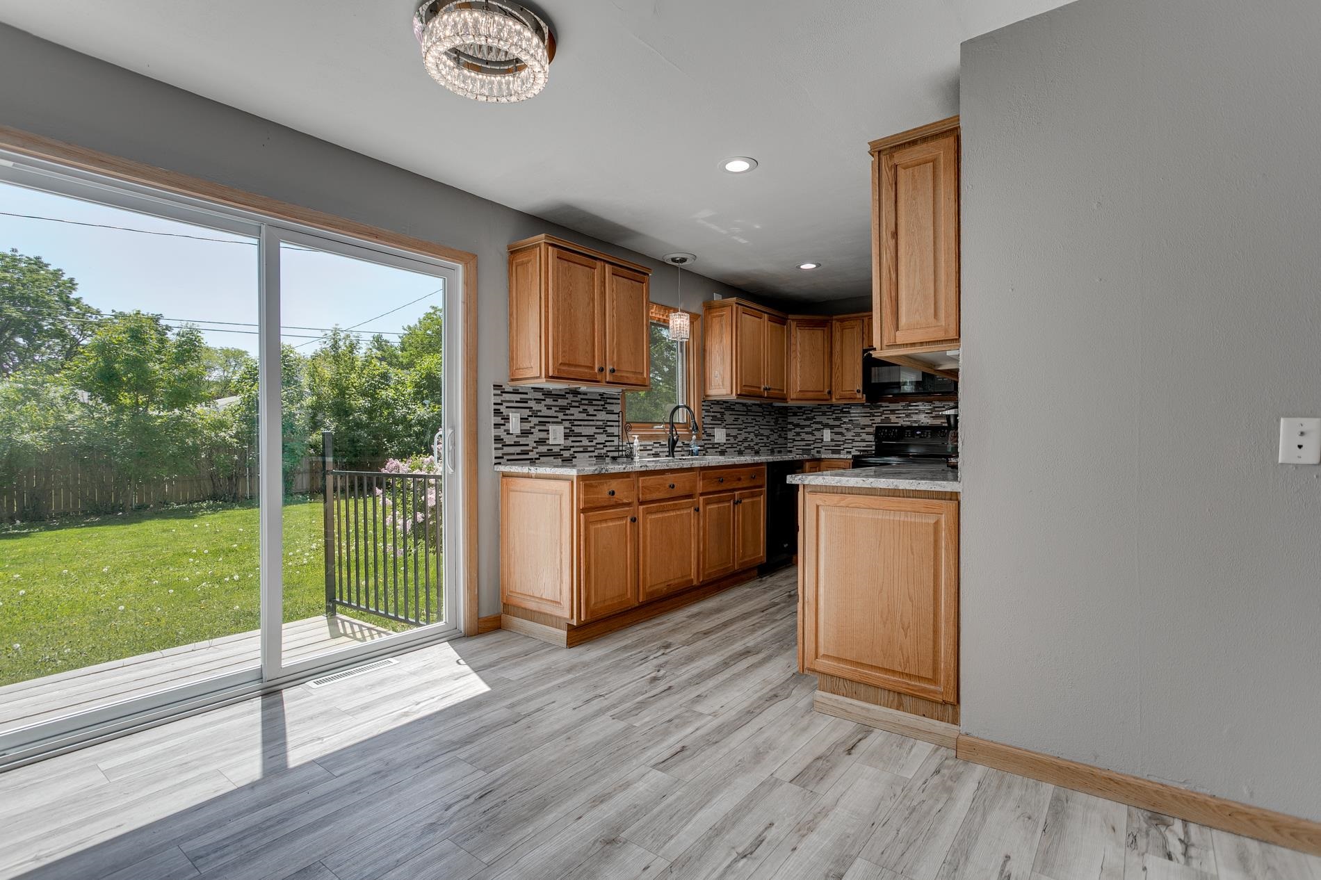 1805 East Marquette Street Appleton, WI 54911 - Photo 8 of 53