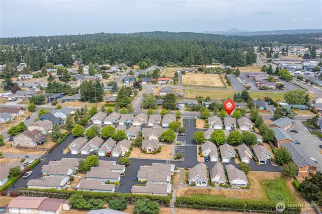 $369,000 | 161 West Whidbey Avenue, Unit 4, Oak Harbor, WA 98277