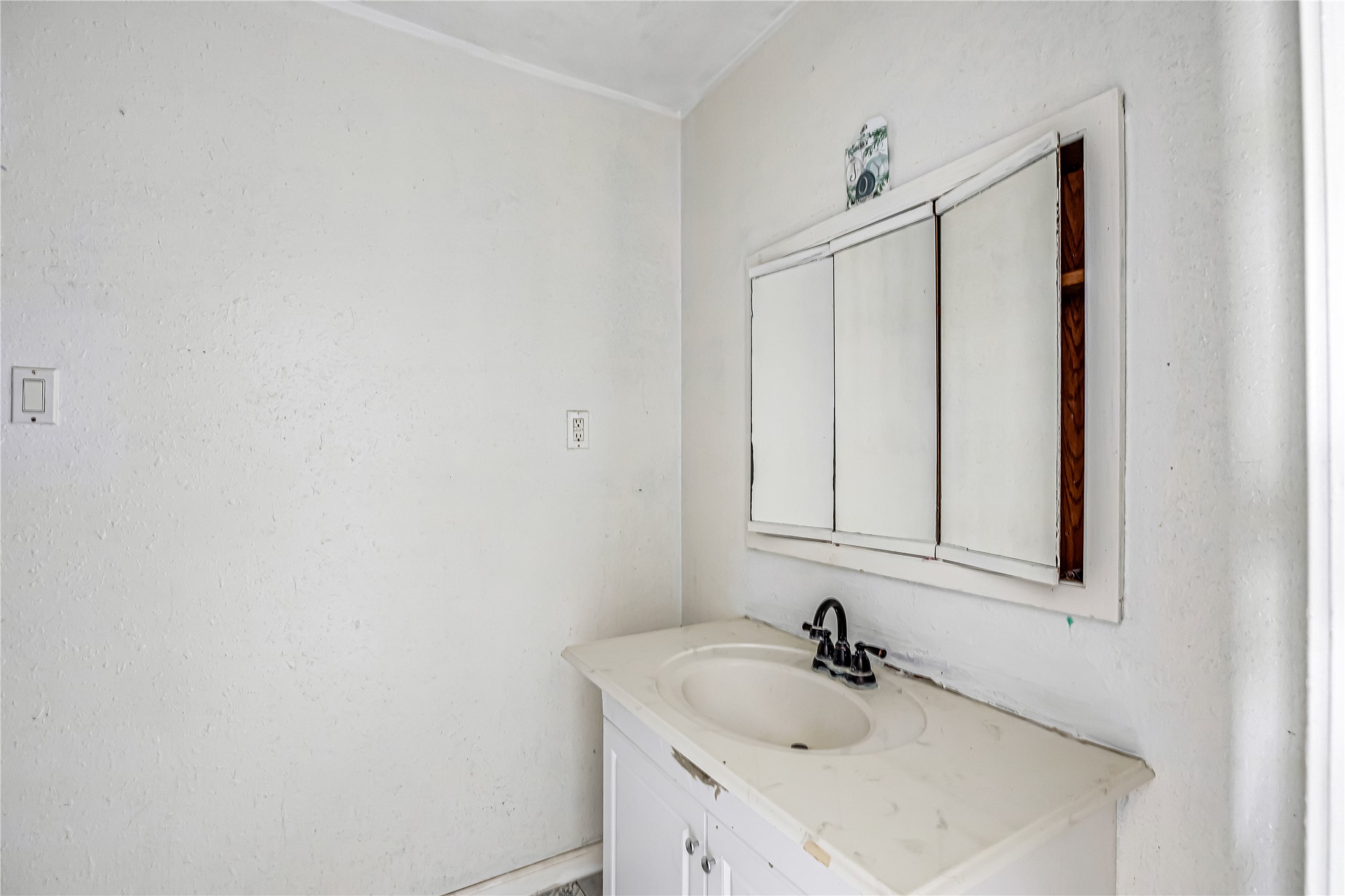 7707 Nordling Road Houston, TX 77037 - Photo 13 of 17