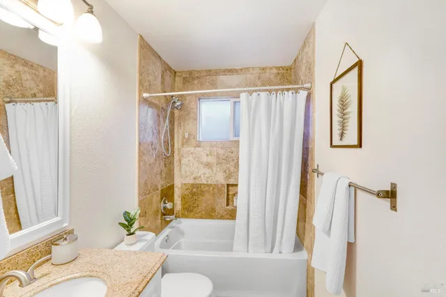 $375,000 | 72 Plumas Circle, Unit A, Novato, CA 94947