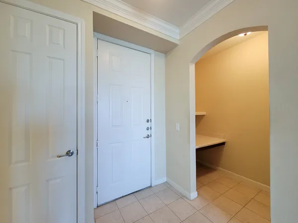 $1,700 | 7575 Kirby Drive, Unit 2420, Houston, TX 77030