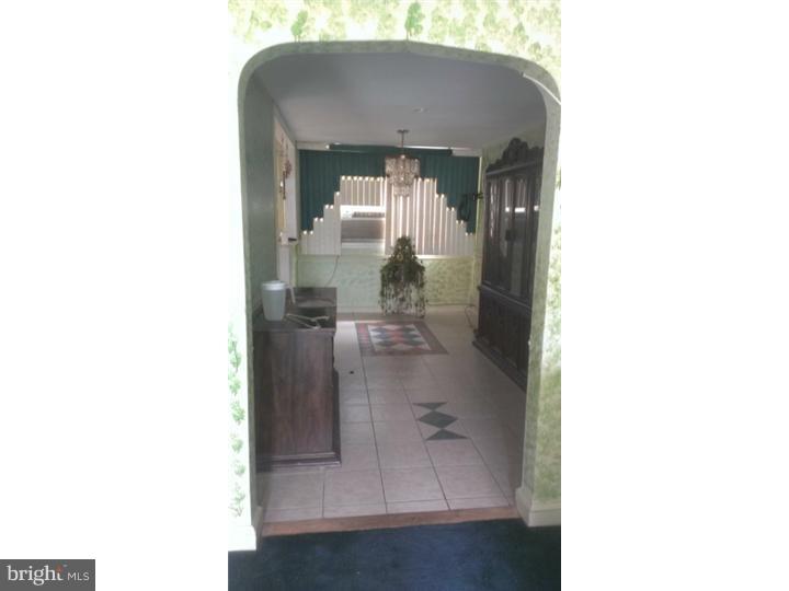 7624 Brockton Road Philadelphia, PA 19151 - Photo 4 of 14 Gallery Image 4