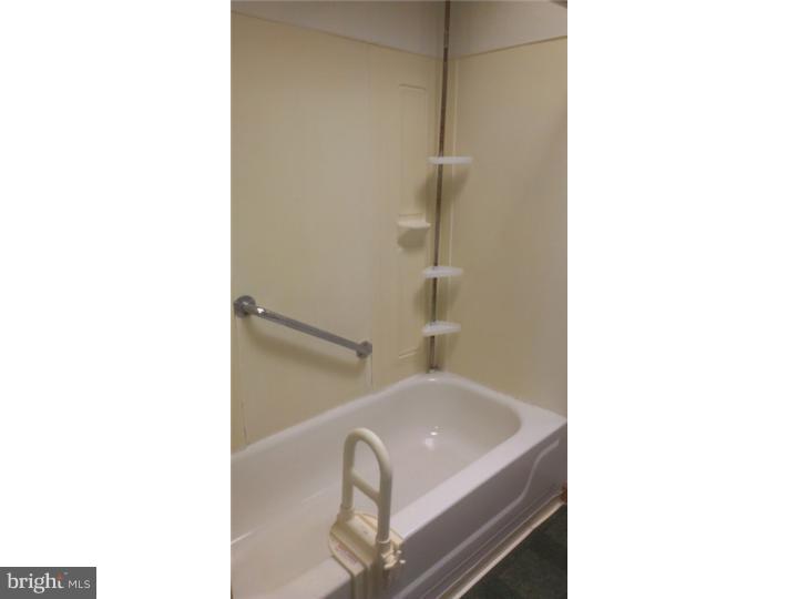 7624 Brockton Road Philadelphia, PA 19151 - Photo 9 of 14 Gallery Image 9