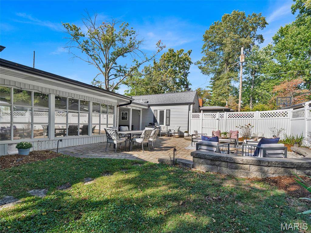 1154 South Berry Road Webster Groves, MO 63119 - Photo 27 of 27 Gallery Image 27