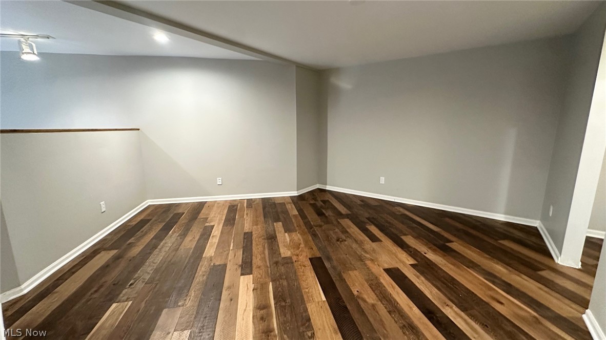 2337 West 11th Street, Unit 6 Cleveland, OH 44113 - Photo 23 of 30 Second floor bedroom