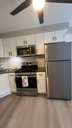$2,100 | 4835 Hull Street, Unit 1E, Skokie, IL 60077
