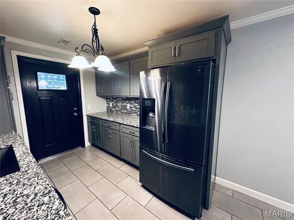 $237,000 | 203 North Kingshighway, Unit A & B, Sikeston, MO 63801