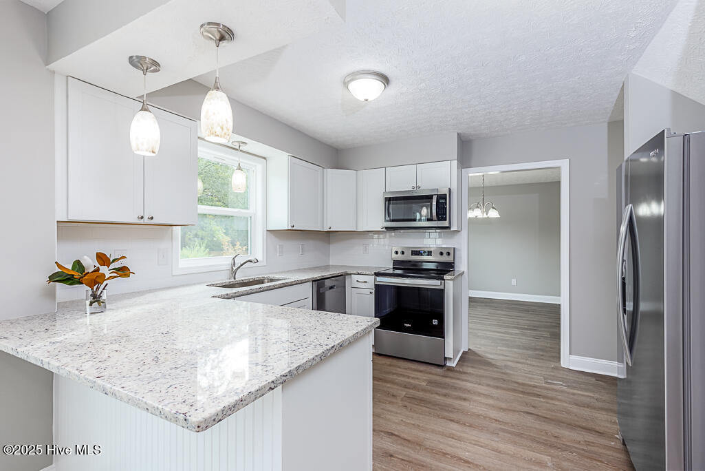 103 Quail Ridge Road Havelock, NC 28532 - Photo 7 of 24 Kitchen Island