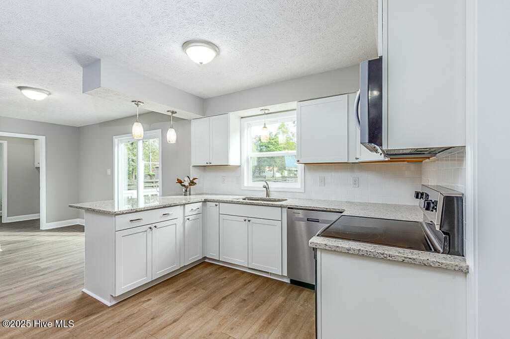 103 Quail Ridge Road Havelock, NC 28532 - Photo 8 of 24 Kitchen from Dining Room